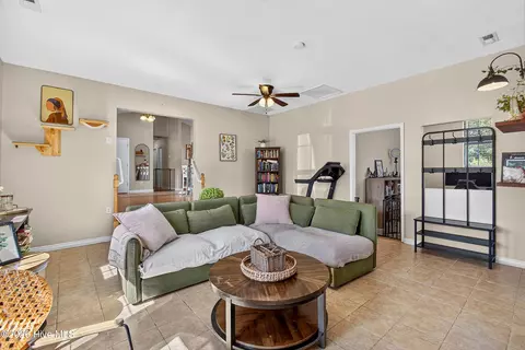 Living - 317 Cinnamon Dr, Hubert, NC 28539 photo 1 of 2