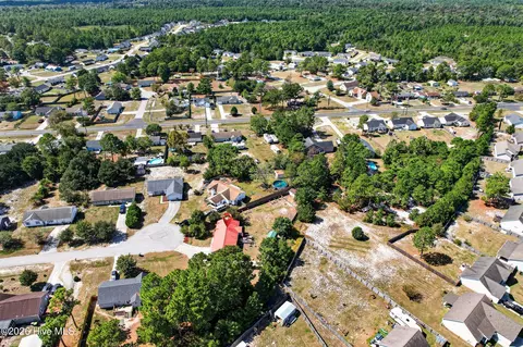 View/Area - 317 Cinnamon Dr, Hubert, NC 28539 photo 6 of 7