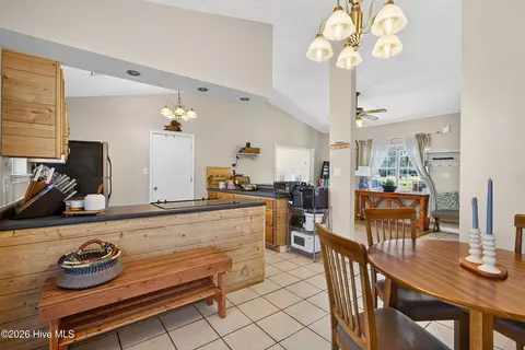 Dining - 317 Cinnamon Dr, Hubert, NC 28539 photo 2 of 2