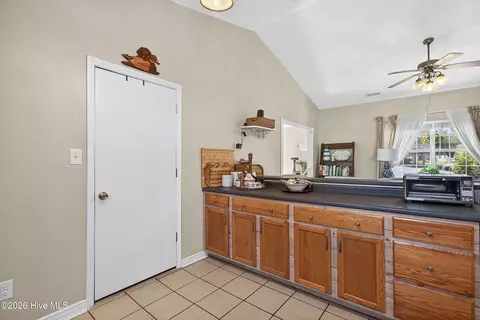 Kitchen - 317 Cinnamon Dr, Hubert, NC 28539 photo 6 of 6