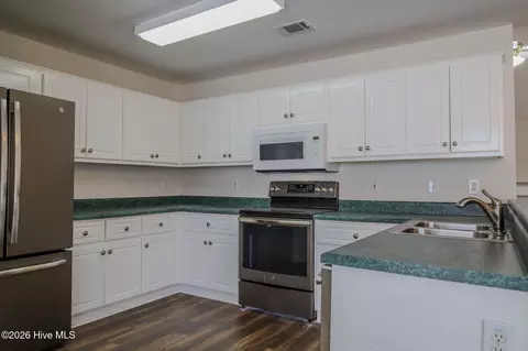Kitchen - 401 Connemara Trl, Evans, GA 30809 photo 1 of 2