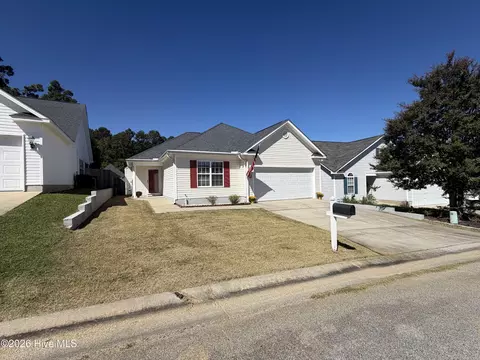 Exterior - 401 Connemara Trl, Evans, GA 30809 photo 3 of 10