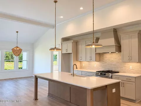 Kitchen - 96 Halcyon Dr, Hampstead, NC 28443 photo 1 of 3