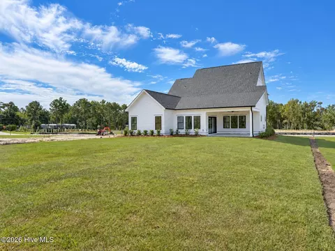 Exterior - 96 Halcyon Dr, Hampstead, NC 28443 photo 4 of 7