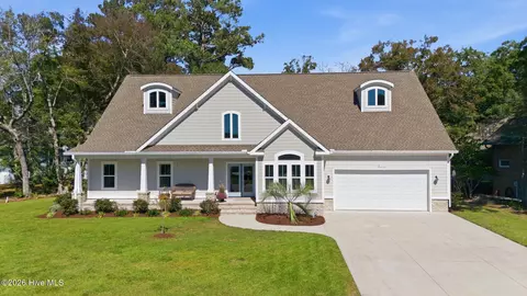1748 Oakbrook Dr SW, Ocean Isle Beach, NC 28469