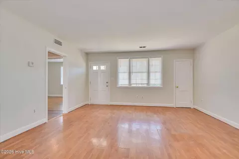 Living - 715 Bransford Rd, Augusta, GA 30909 photo 1 of 5