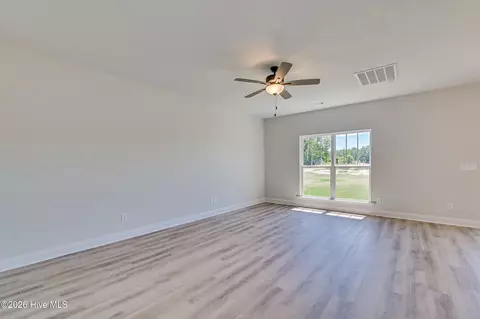 Living - 730 Burlington Dr, Augusta, GA 30909 photo 2 of 4