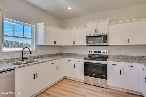 Kitchen - 730 Burlington Dr, Augusta, GA 30909 photo 3 of 4