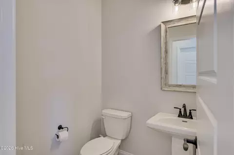 Bath - 730 Burlington Dr, Augusta, GA 30909 photo 1 of 4
