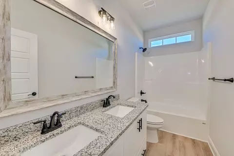 Bath - 730 Burlington Dr, Augusta, GA 30909 photo 4 of 4