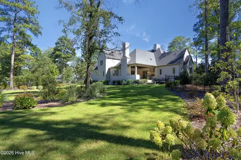 Exterior - 201 Crescent Ct, Pinehurst, NC 28374 photo 13 of 14