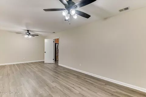 Living - 224 Cavalier Dr, Martinez, GA 30907 photo 2 of 4