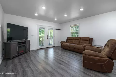 Living - 98 Kolton Way, Murphy, NC 28906 photo 2 of 2
