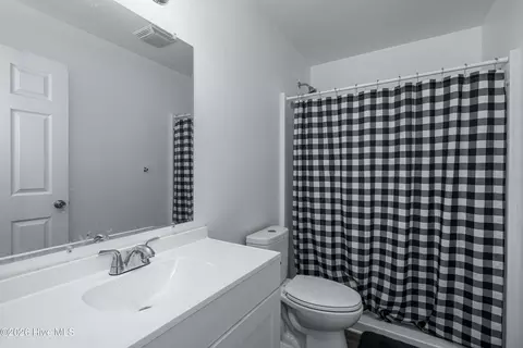 Bath - 98 Kolton Way, Murphy, NC 28906 photo 3 of 3