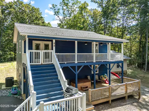 Exterior - 98 Kolton Way, Murphy, NC 28906 photo 2 of 8