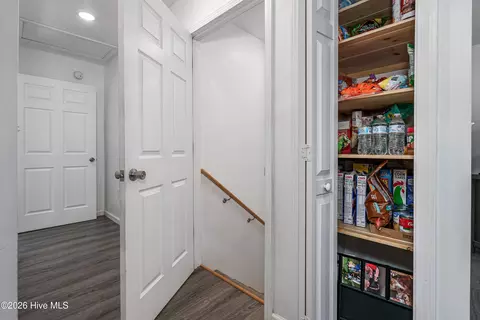 Entry Way - 98 Kolton Way, Murphy, NC 28906 photo 2 of 3