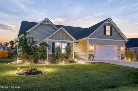 Exterior - 822 Cooke Dr, Hubert, NC 28539 photo 6 of 15