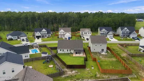 View/Area - 822 Cooke Dr, Hubert, NC 28539 photo 3 of 7