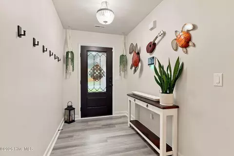 Entry Way - 822 Cooke Dr, Hubert, NC 28539 photo 1 of 2