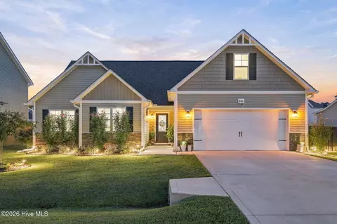 Exterior - 822 Cooke Dr, Hubert, NC 28539 photo 7 of 15