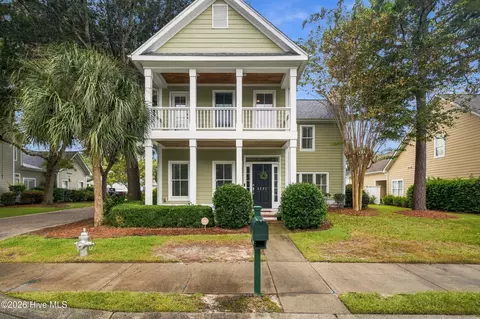 4228 Pine Hollow Dr, Wilmington, NC 28412