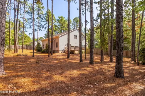 Exterior - 3 Pine Ridge Rd, Pinehurst, NC 28374 photo 9 of 12