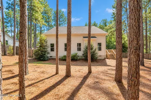 Exterior - 3 Pine Ridge Rd, Pinehurst, NC 28374 photo 11 of 12