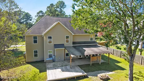 Exterior - 152 Cornel Ln, Hampstead, NC 28443 photo 10 of 12