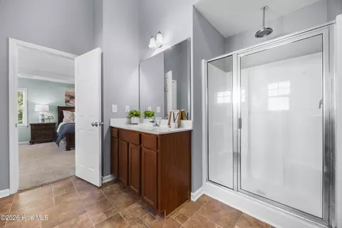 Bath - 152 Cornel Ln, Hampstead, NC 28443 photo 5 of 5