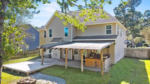 Exterior - 152 Cornel Ln, Hampstead, NC 28443 photo 11 of 12