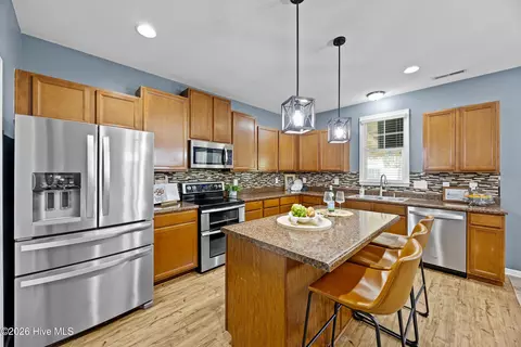 Kitchen - 152 Cornel Ln, Hampstead, NC 28443 photo 2 of 2