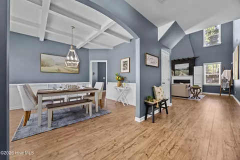 Dining - 152 Cornel Ln, Hampstead, NC 28443 photo 1 of 3