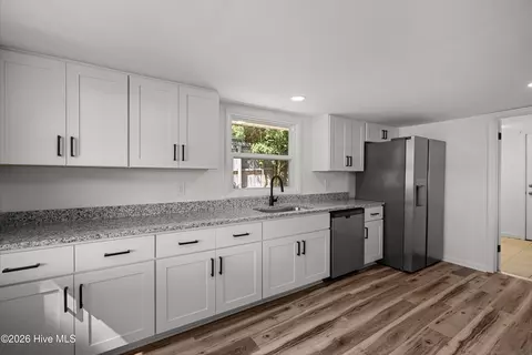 Kitchen - 2429 Young Dr, Augusta, GA 30906 photo 3 of 5