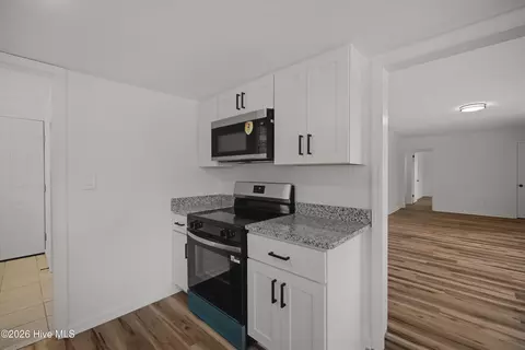 Entry Way - 2429 Young Dr, Augusta, GA 30906 photo 3 of 3