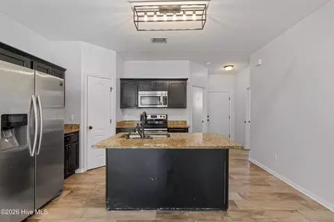 Kitchen - 813 Oshields Ct, Augusta, GA 30907 photo 5 of 5