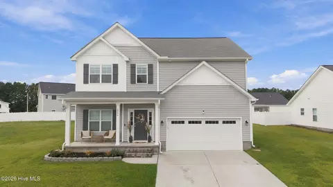 2224 Zircon Dr, Winterville, NC 28590