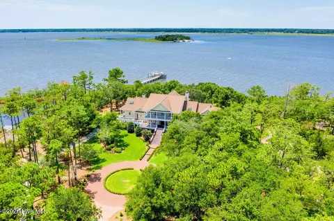 8660 River Rd, Wilmington, NC 28412