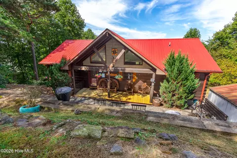 Exterior - 1608 Cardinal Rd, Murphy, NC 28906 photo 2 of 22