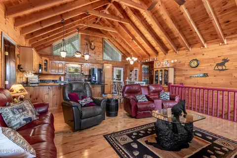 Living - 1608 Cardinal Rd, Murphy, NC 28906 photo 5 of 5