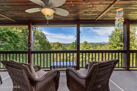 Exterior - 1608 Cardinal Rd, Murphy, NC 28906 photo 5 of 22