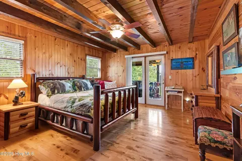 Bedroom - 1608 Cardinal Rd, Murphy, NC 28906 photo 7 of 12