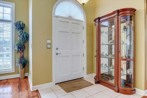 Entry Way - 116 Laurens Dr, Mccormick, SC 29835 photo 2 of 4