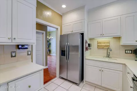 Kitchen - 116 Laurens Dr, Mccormick, SC 29835 photo 3 of 5