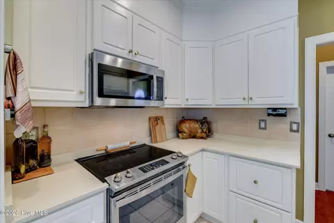 Kitchen - 116 Laurens Dr, Mccormick, SC 29835 photo 2 of 5