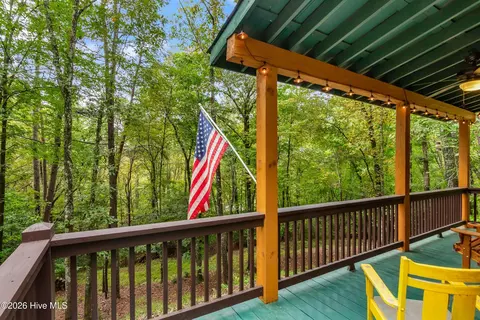 Exterior - 151 Pinewood Dr, Murphy, NC 28906 photo 6 of 25