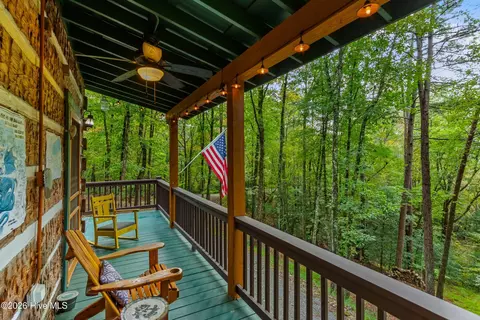 Exterior - 151 Pinewood Dr, Murphy, NC 28906 photo 7 of 25