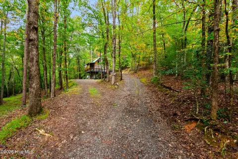 Exterior - 151 Pinewood Dr, Murphy, NC 28906 photo 2 of 25