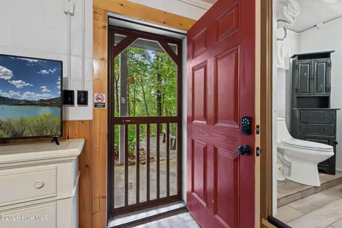 Entry Way - 151 Pinewood Dr, Murphy, NC 28906 photo 6 of 6