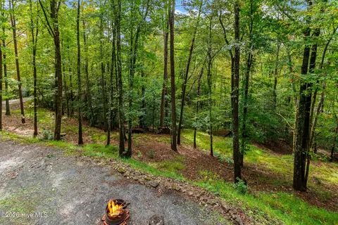 Exterior - 151 Pinewood Dr, Murphy, NC 28906 photo 8 of 25