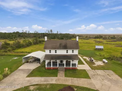1435 Goshen Rd, Engelhard, NC 27824
